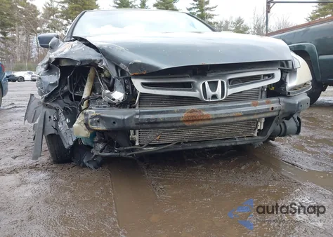 2004 Honda Accord 3.0 Lx из США, поврежденный, VIN 1HGCM66324A059574